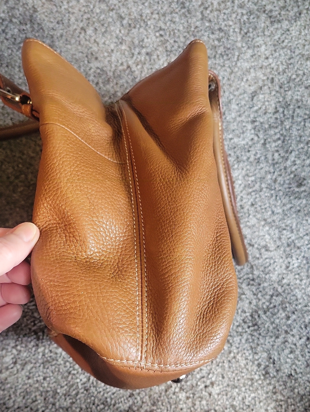 Vintage Tignanello Purse - Picture 4 of 12